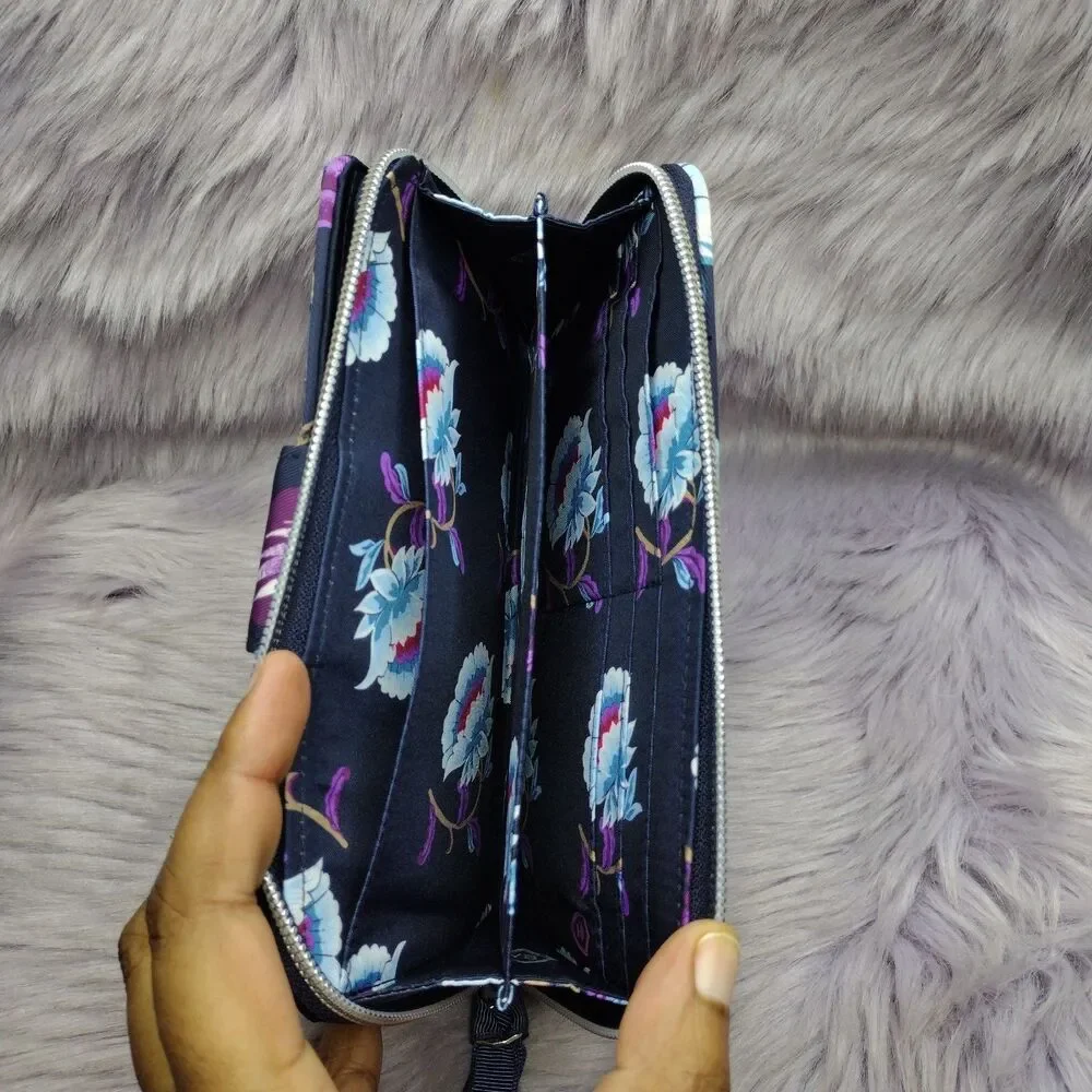 Vera Bradley RFID Turnlock & Zip Wallet - Mayfair in Bloom Navy Blue Twill - Picture 2 of 7